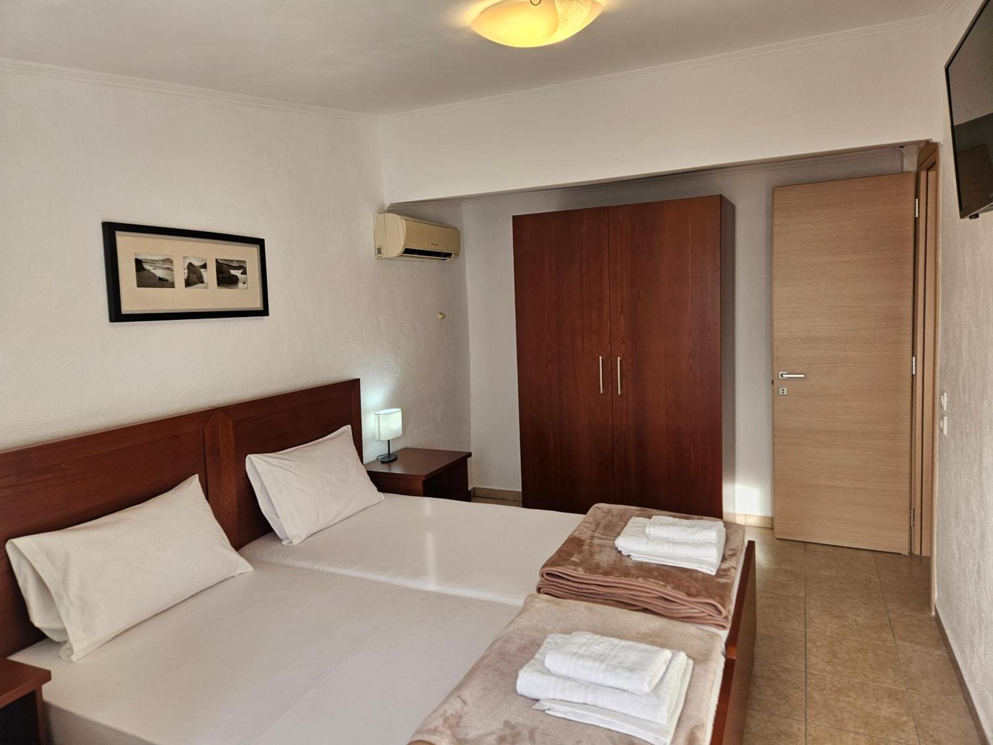 Leonidas Apartments Néa Péramos Zewnętrze zdjęcie