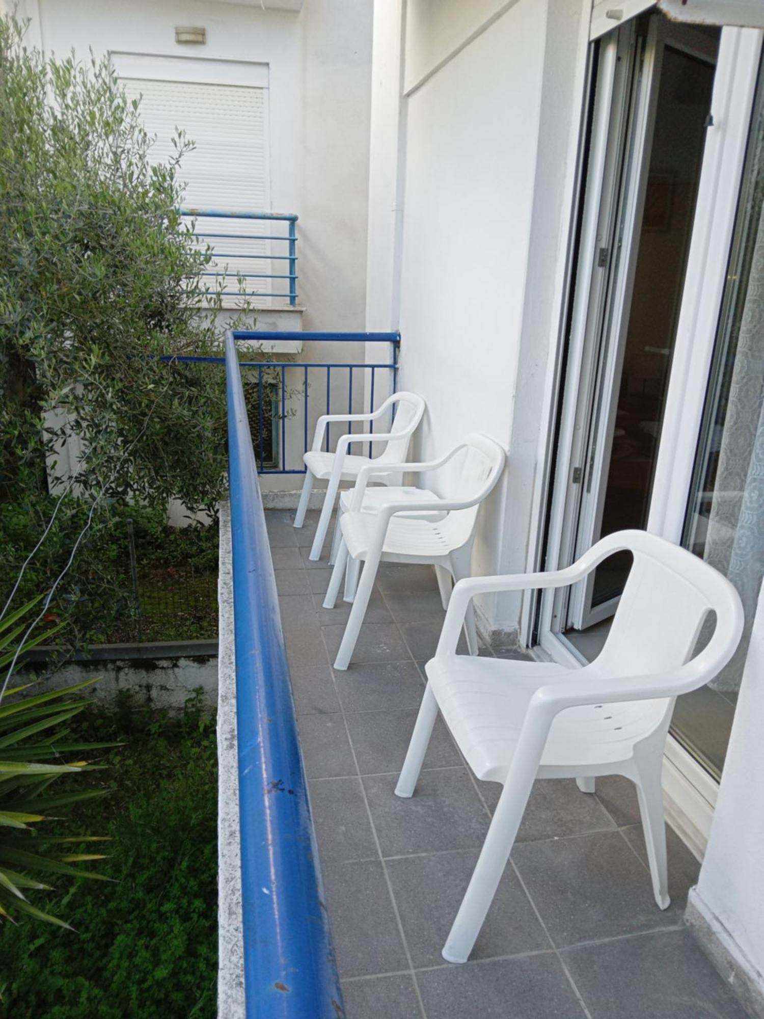 Leonidas Apartments Néa Péramos Zewnętrze zdjęcie