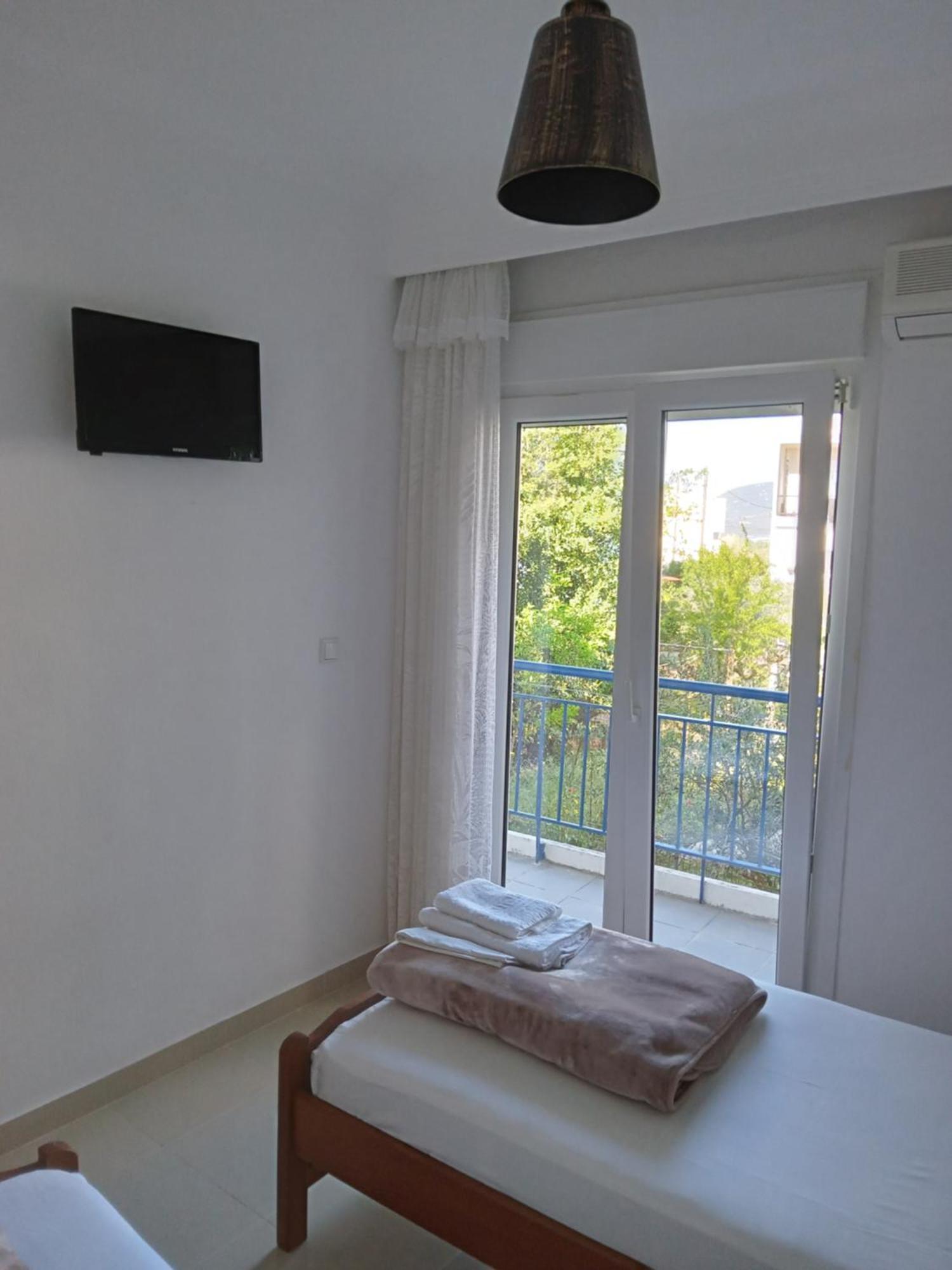 Leonidas Apartments Néa Péramos Zewnętrze zdjęcie