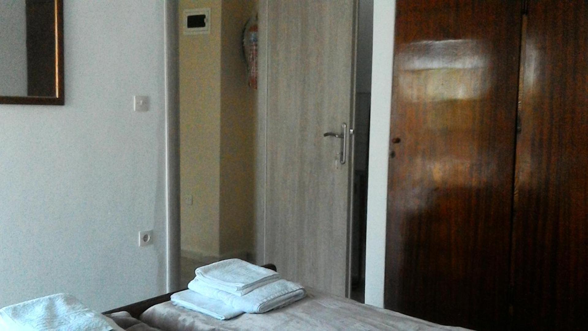 Leonidas Apartments Néa Péramos Zewnętrze zdjęcie