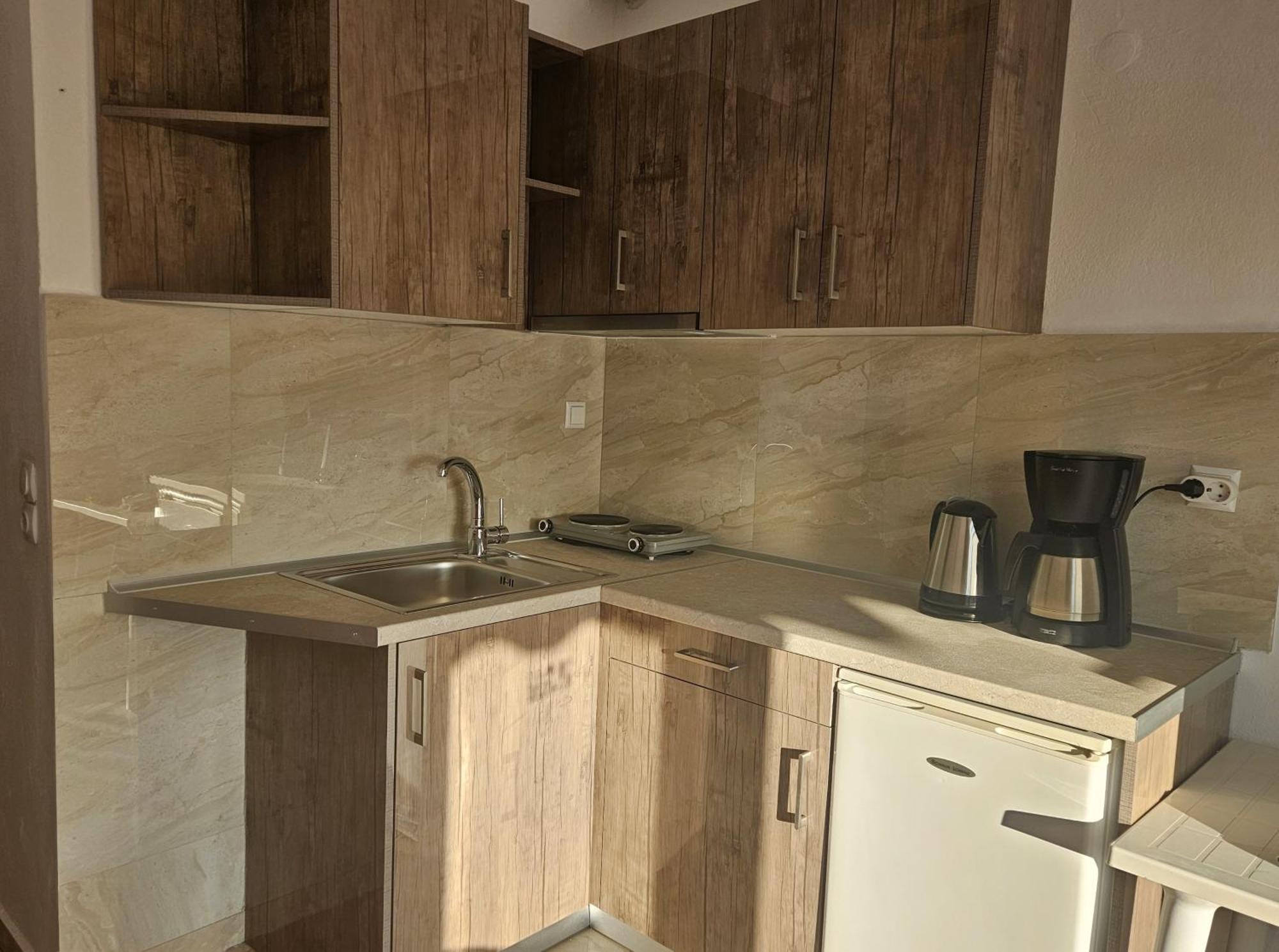 Leonidas Apartments Néa Péramos Zewnętrze zdjęcie
