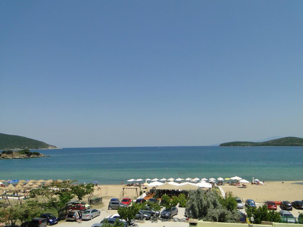 Leonidas Apartments Néa Péramos Zewnętrze zdjęcie